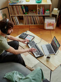 NI KOMPLETE KONTROL M32 Micro-sized keyboard controller for all virtual instruments and effects synth-action,custom NI keybed