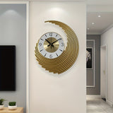 1pc, Large Metal Wall Clock, Silent Non-Tick Battery Powered Quartz Wall Clock For Living Room Decor, Modern Creative Personality Gold Wall Clock For Bedroom Dining Room Study Decor