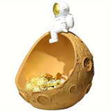 1pc Creative Astronaut Entrance Key Storage Box, Table Cute Birthday Gift Living Room Crafts Ornaments,Cute Ornament, Home Living Room Bar Cafe Decor Ornament