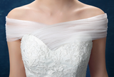 Wholesale fashion one word, shoulder lace, fishtail Tail Han bride married 2021 new wedding dress D95