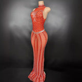 Luxury and atmospheric red temperament host stage sexy slim fit, buttocks wrapped female star evening dress, sleeveless