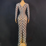 Sexy and tight fitting buttocks wrapped long dress, new fashion with a slim waist