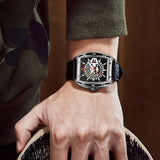 GUANQIN New Luxury Mechanical Leather Mens Watches 50M Waterproof AR Sapphire mirror Watch For Men Automatic Date Luminous Watch