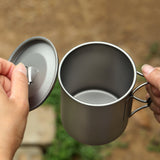 Lixada 450ml/550ml Lightweight Titanium Water Cup with Lid Coffee Cup Mug Tea Cup with Foldable Handles for Camping Backpacking
