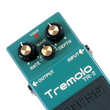 TR-2 Audio Vintage Tremolo Pedal with Rate, Depth, and Wave Controls Bundle,Guitar Effect Pedal Accessories