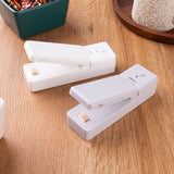 2pcs Plastic Bag Sealer USB Rechargeable 2-in-1 Mini Food Packaging Vacuum Machine 400mAh Handheld Practical Kitchen Tools