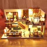 Cutebee DIY DollHouse Wooden Doll Houses Miniature Dollhouse Furniture Kit Toys for Children New Year Christmas Gift  Casa M025