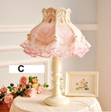 Girls Bedroom Table Lamp Princess Lace Lampshade Tassel Wood Desk Lighting Bedside Lamp E27 Book Reading Fabric Table Lamp  D92
