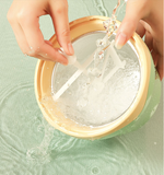 220V Household 500ML Mini Electric Ice Cream Maker Ice Cream Machine Portable Ice Maker Easy Operation High Quality